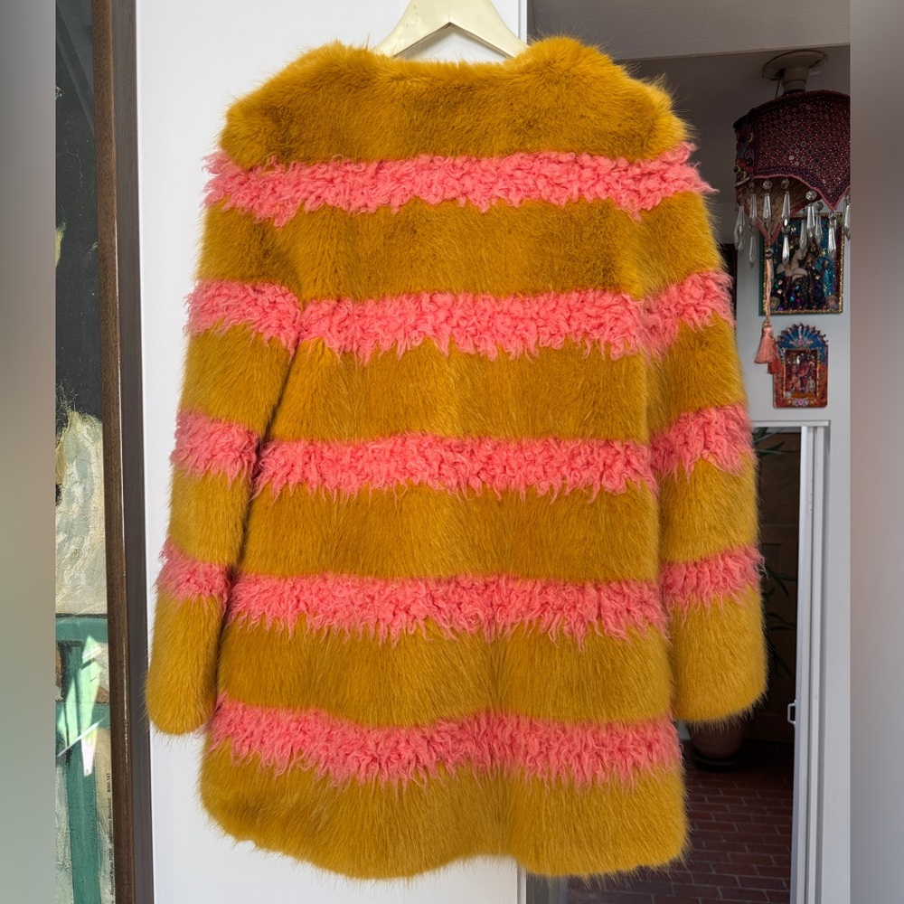 Vintage Shrimps Pink and Orange Faux Fur Teddy Jacket Size Small - Picture 2 of 7